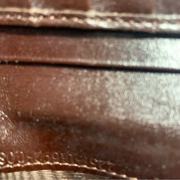 Authentic Pre owned Vintage Fendi Wallet - Picture 7 of 17